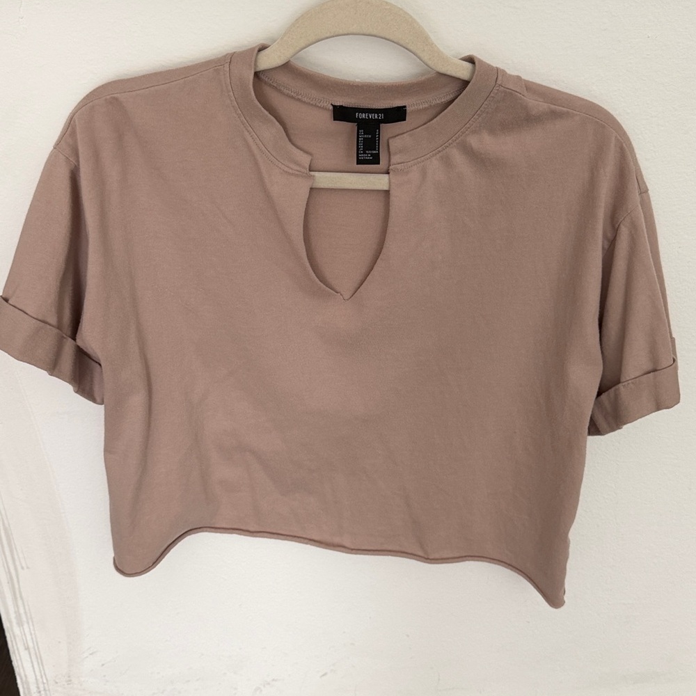 Women's V-Neck Mauve Crop Top
